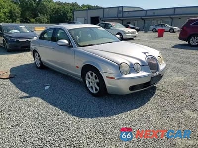 Zdjęcie 13 z 14 samochodu: 2006 JAGUAR S-TYPE 4.2 VIN:SAJWA01B86HN54938 - miniatura