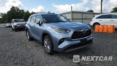 Zdjęcie 14 z 15 samochodu: 2024 TOYOTA HIGHLANDER HYBRID LIMITED VIN:5TDEBRCH1RS612837 - miniatura