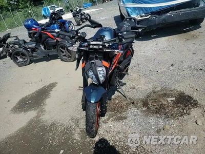 Zdjęcie 9 z 9 samochodu: 2023 KTM 890 DUKE R VIN:VBKTU9403PM857690 - miniatura