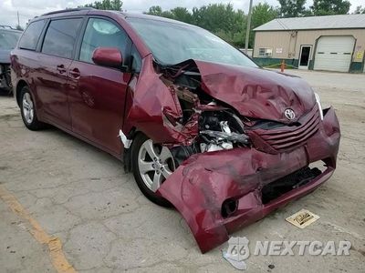 Zdjęcie 13 z 14 samochodu: 2015 TOYOTA SIENNA LE VIN:5TDKK3DCXFS656222 - miniatura