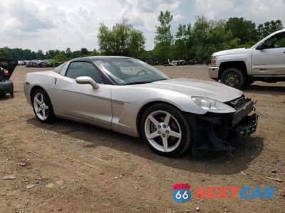 Zdjęcie 13 z 14 samochodu: 2005 CHEVROLET CORVETTE VIN:1G1YY24U955131029 - miniatura