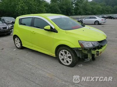 Zdjęcie 14 z 16 samochodu: 2019 CHEVROLET SONIC LT VIN:1G1JC6SB1K4120259 - miniatura