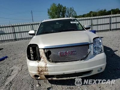 Zdjęcie 11 z 15 samochodu: 2012 GMC YUKON XL DENALI VIN:1GKS1MEF2CR319365 - miniatura