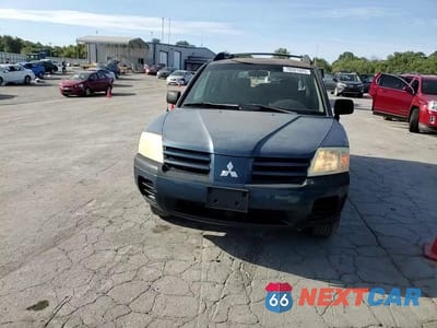 Zdjęcie 14 z 15 samochodu: 2004 MITSUBISHI ENDEAVOR LS VIN:4A4MN21S94E084500 - miniatura