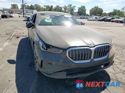 Zdjęcie 13 z 14 samochodu: 2024 BMW I5 EDRIVE 40 VIN:WBY33FK08RCR85159 - miniatura