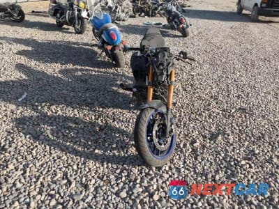 Zdjęcie 10 z 10 samochodu: 2021 YAMAHA MT09 D VIN:JYARN72E3MA000578 - miniatura