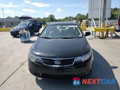 Zdjęcie 13 z 14 samochodu: 2012 KIA FORTE EX VIN:KNAFU4A28C5608116 - miniatura