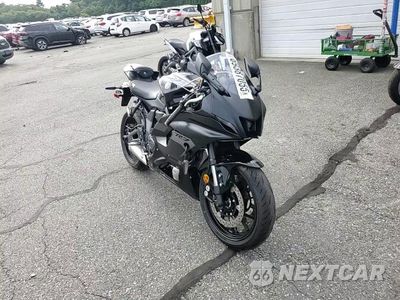 Zdjęcie 10 z 10 samochodu: 2025 YAMAHA YZFR7 VIN:JYARM38E2SA018540 - miniatura