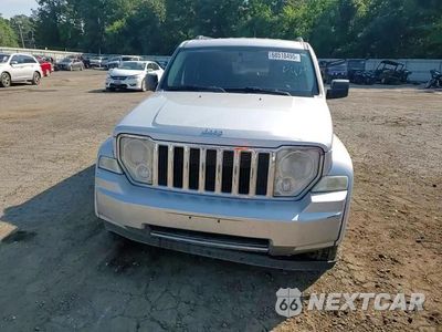 Zdjęcie 14 z 15 samochodu: 2009 JEEP LIBERTY LIMITED VIN:1J8GN58K49W543633 - miniatura