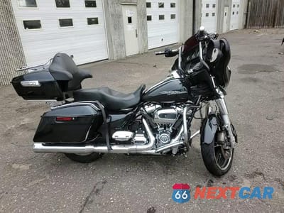 Zdjęcie 10 z 10 samochodu: 2018 HARLEY-DAVIDSON FLHX STREET GLIDE VIN:1HD1KBC14JB668273 - miniatura