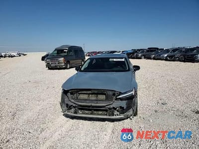 Zdjęcie 14 z 16 samochodu: 2022 VOLVO S60 B5 MOMENTUM VIN:7JRL12FZ9NG192384 - miniatura