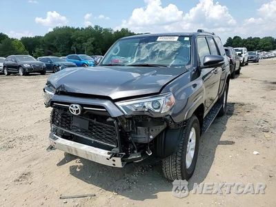 Zdjęcie 14 z 16 samochodu: 2023 TOYOTA 4RUNNER SE VIN:JTENU5JR1P6135494 - miniatura