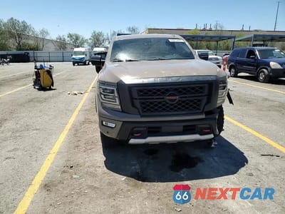 Zdjęcie 14 z 16 samochodu: 2021 NISSAN TITAN SV VIN:1N6AA1ED9MN512607 - miniatura
