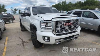Zdjęcie 13 z 14 samochodu: 2018 GMC SIERRA K2500 DENALI VIN:1GT12UEY7JF178846 - miniatura