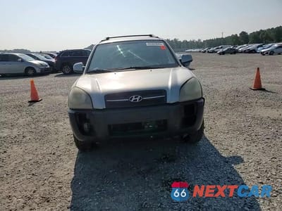 Zdjęcie 14 z 14 samochodu: 2005 HYUNDAI TUCSON GLS VIN:KM8JN72D05U139135 - miniatura