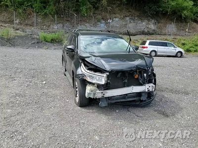 Zdjęcie 14 z 15 samochodu: 2015 TOYOTA HIGHLANDER LE VIN:5TDZARFH7FS010665 - miniatura