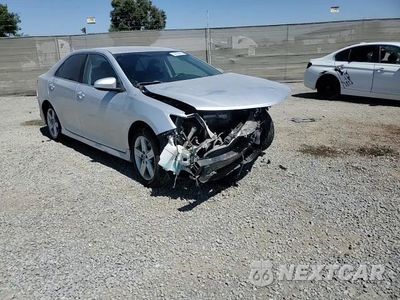 Zdjęcie 14 z 15 samochodu: 2014 TOYOTA CAMRY L VIN:4T1BF1FK4EU837075 - miniatura