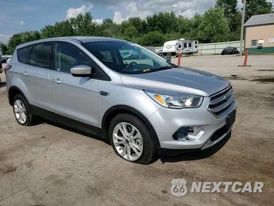 Zdjęcie 13 z 15 samochodu: 2017 FORD ESCAPE SE VIN:1FMCU0G99HUE31703 - miniatura