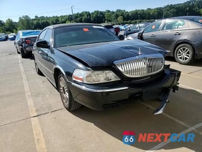 Zdjęcie 13 z 13 samochodu: 2009 LINCOLN TOWN CAR SIGNATURE LIMITED VIN:2LNHM82V39X600603 - miniatura