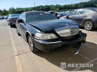Zdjęcie 13 z 13 samochodu: 2009 LINCOLN TOWN CAR SIGNATURE LIMITED VIN:2LNHM82V39X600603 - miniatura