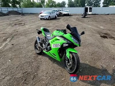 Zdjęcie 10 z 10 samochodu: 2014 KAWASAKI EX300 B VIN:JKAEX8B19EA008258 - miniatura
