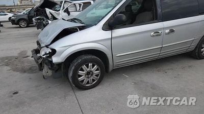Zdjęcie 14 z 14 samochodu: 2003 CHRYSLER TOWN & COUNTRY LIMITED VIN:2C8GP64L13R377057 - miniatura