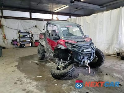 Zdjęcie 11 z 12 samochodu: 2024 CAN-AM COMMANDER XT 1000R VIN:3JBAKAX45RE001911 - miniatura