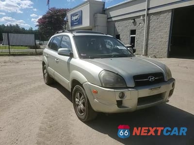 Zdjęcie 14 z 15 samochodu: 2006 HYUNDAI TUCSON GLS VIN:KM8JN72D16U304191 - miniatura