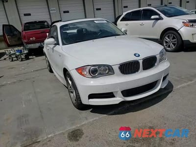 Zdjęcie 13 z 14 samochodu: 2009 BMW 135 I VIN:WBAUC73599VK94939 - miniatura