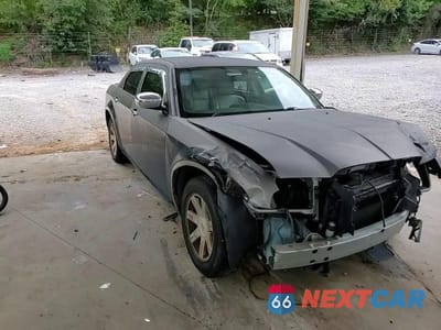 Zdjęcie 13 z 14 samochodu: 2005 CHRYSLER 300 TOURING VIN:2C3JA53G45H587883 - miniatura