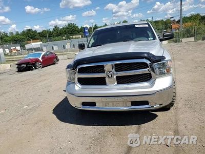 Zdjęcie 13 z 15 samochodu: 2019 RAM 1500 CLASSIC SLT VIN:1C6RR6TT4KS512154 - miniatura