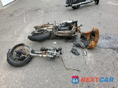 Zdjęcie 10 z 10 samochodu: 2009 YAMAHA FZ6 R VIN:JYARJ18E09A006692 - miniatura