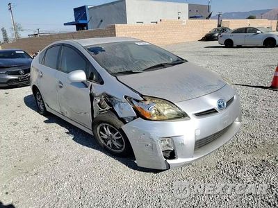 Zdjęcie 13 z 14 samochodu: 2010 TOYOTA PRIUS VIN:JTDKN3DU0A1303767 - miniatura