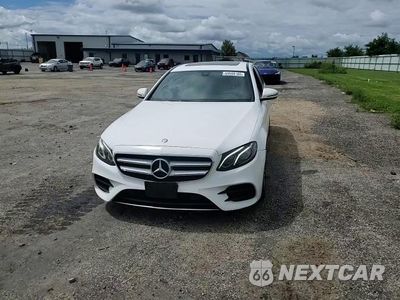Zdjęcie 13 z 14 samochodu: 2017 MERCEDES-BENZ E 300 4MATIC VIN:WDDZF4KB2HA048154 - miniatura