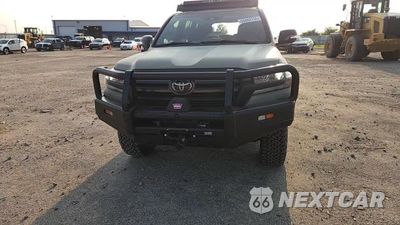 Zdjęcie 14 z 16 samochodu: 2021 TOYOTA LAND CRUISER VX-R VIN:JTMCY7AJ9M4099597 - miniatura