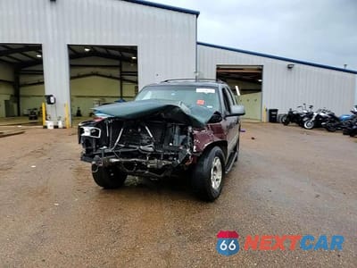 Zdjęcie 15 z 15 samochodu: 2000 GMC YUKON VIN:1GKEC13V7YJ175866 - miniatura