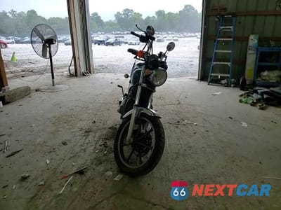 Zdjęcie 10 z 10 samochodu: 1983 KAWASAKI KZ750 K VIN:JKAKZDK18DA002410 - miniatura