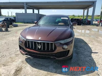 Zdjęcie 14 z 16 samochodu: 2017 MASERATI LEVANTE VIN:ZN661XUA6HX215693 - miniatura