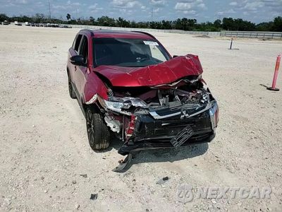 Zdjęcie 14 z 15 samochodu: 2018 MITSUBISHI OUTLANDER SE VIN:JA4AD3A34JZ067159 - miniatura