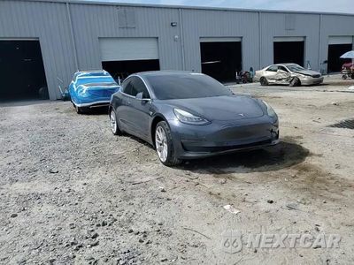 Zdjęcie 13 z 13 samochodu: 2019 TESLA MODEL 3 VIN:5YJ3E1EA6KF486730 - miniatura