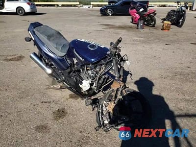 Zdjęcie 11 z 11 samochodu: 2003 KAWASAKI EX500 D VIN:JKAEXVD113A080192 - miniatura