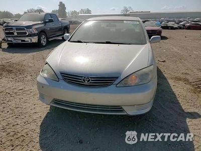 Zdjęcie 10 z 14 samochodu: 2005 TOYOTA CAMRY LE VIN:4T1BE32K45U398495 - miniatura