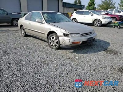 Zdjęcie 13 z 14 samochodu: 1994 HONDA ACCORD LX VIN:1HGCD7149RA007842 - miniatura