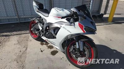 Zdjęcie 10 z 10 samochodu: 2025 KAWASAKI ZX636 K VIN:JKBZXJK18SA009952 - miniatura