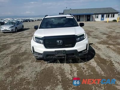 Zdjęcie 14 z 16 samochodu: 2024 HONDA PASSPORT BLACK EDITION VIN:5FNYF8H85RB015909 - miniatura
