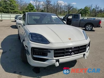 Zdjęcie 14 z 15 samochodu: 2024 PORSCHE CAYENNE TURBO E-HYBRID COUPE VIN:WP1BM2AY9RDA71148 - miniatura