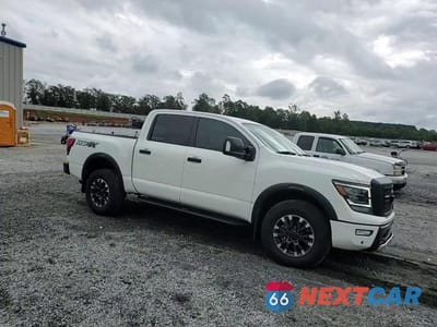 Zdjęcie 13 z 15 samochodu: 2023 NISSAN TITAN SV VIN:1N6AA1ED4PN113902 - miniatura