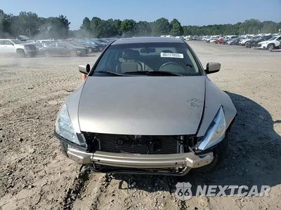 Zdjęcie 13 z 14 samochodu: 2007 HONDA ACCORD EX VIN:1HGCM66557A047358 - miniatura