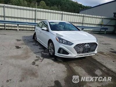 Zdjęcie 14 z 16 samochodu: 2019 HYUNDAI SONATA LIMITED VIN:5NPE34AF7KH786084 - miniatura