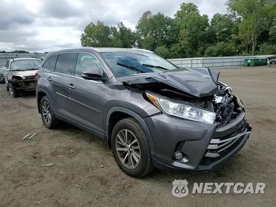 Zdjęcie 14 z 15 samochodu: 2019 TOYOTA HIGHLANDER SE VIN:5TDJZRFH3KS712417 - miniatura